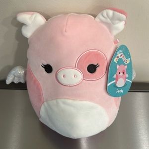 Squishmallow Peety 8 inch when pigs fly!